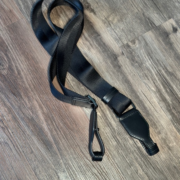 HUGO BOSS SINGLE DOCUMENT CASE IN LEATHER - Picture 8 of 9